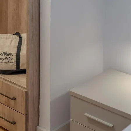 La Dell'arco - Modern One Bedroom - Italywego *