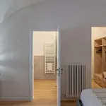 Apartman La Dell'arco - San Pietro Arch - Italywego *
