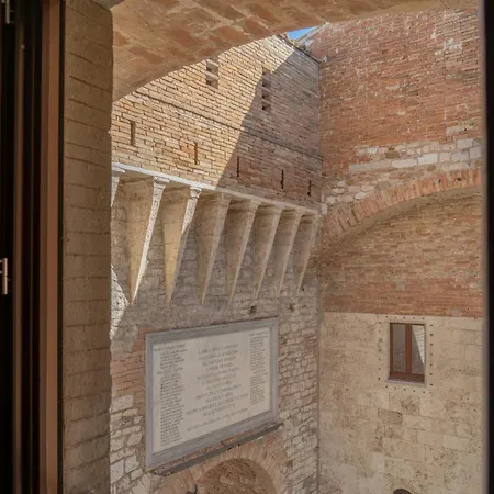La Dell'arco - San Pietro Arch - Italywego Perugia