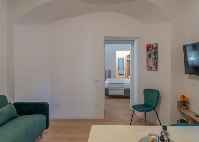 Apartamento La Dell'arco - San Pietro Arch - Italywego *